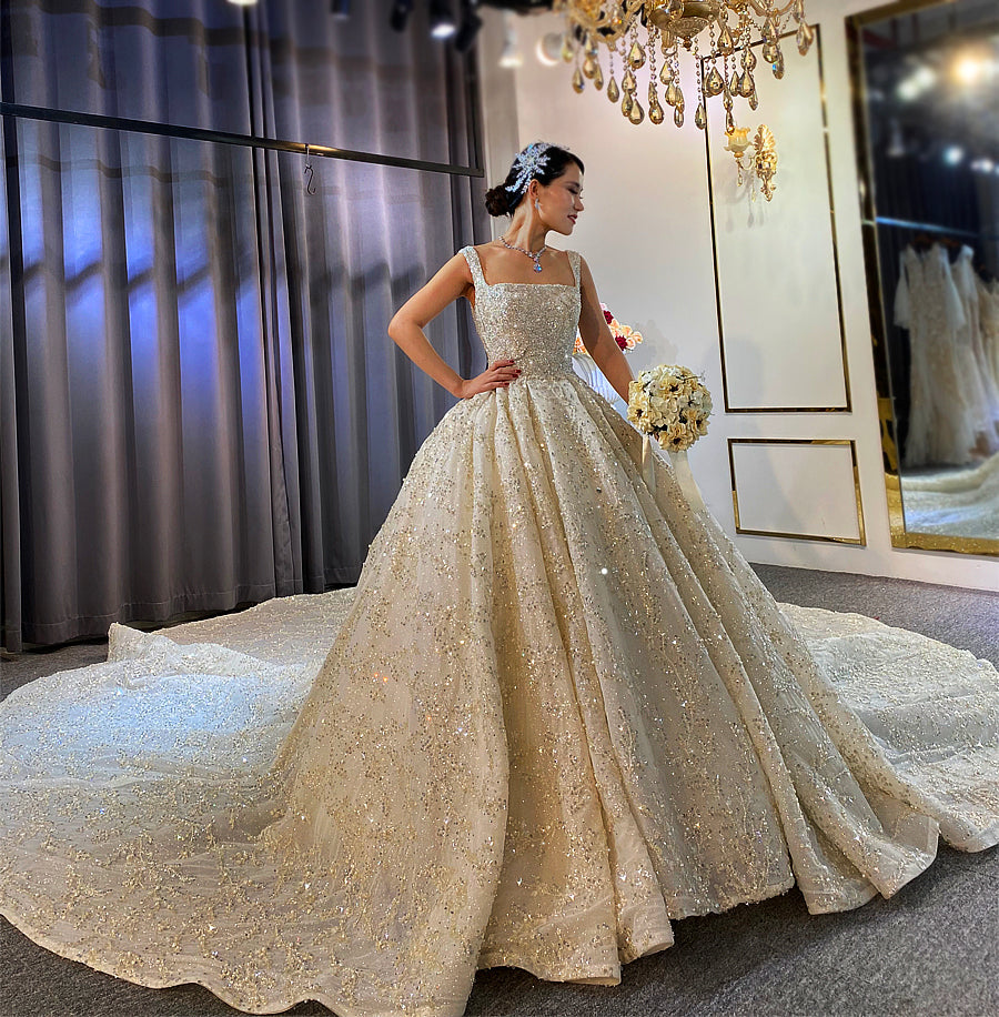 Luxury High Quality Lace long sleeves Bridal Wedding Ball Gown Dress - Image 4