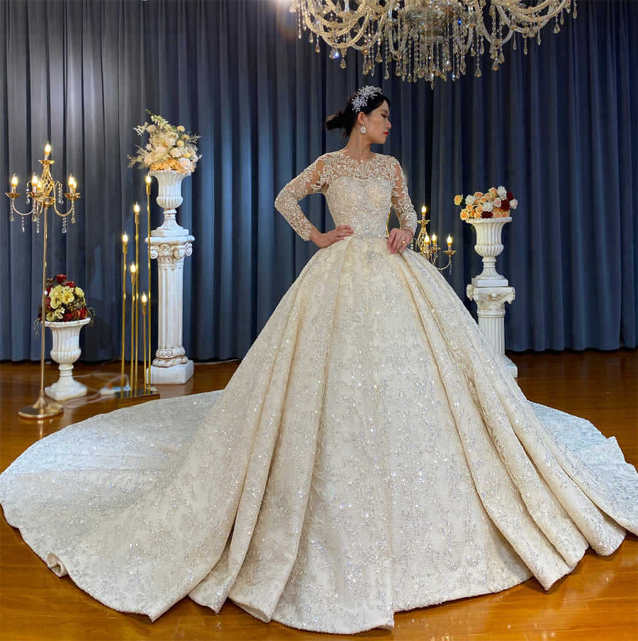 High Quality Bridal Gowns Long Tail lace Dream Wedding Dress - Image 3