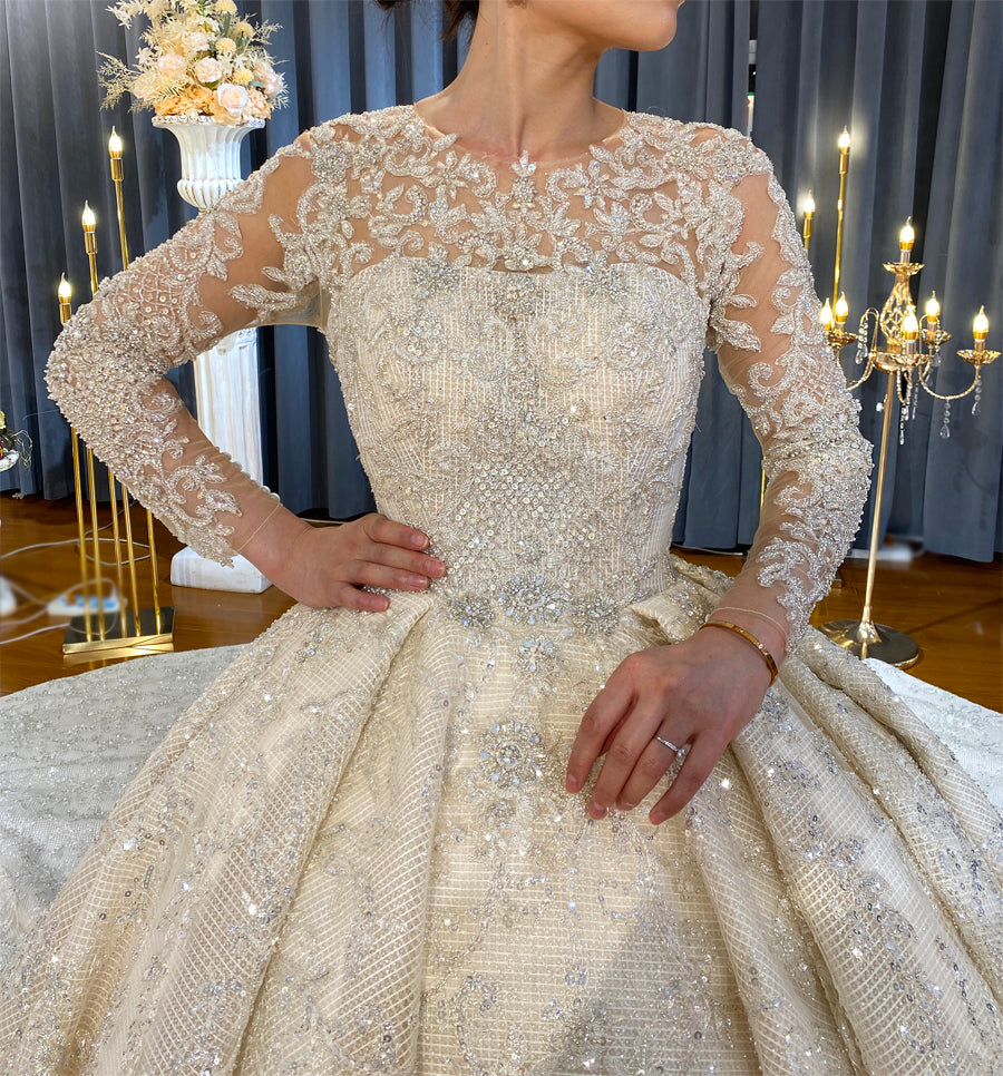 High Quality Bridal Gowns Long Tail lace Dream Wedding Dress - Image 2