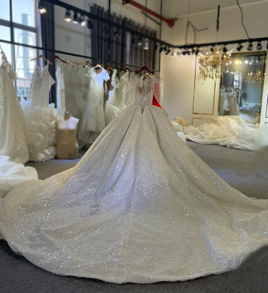 Luxury Bridal high quality Long Tail lace Dream Wedding Dress - Image 2