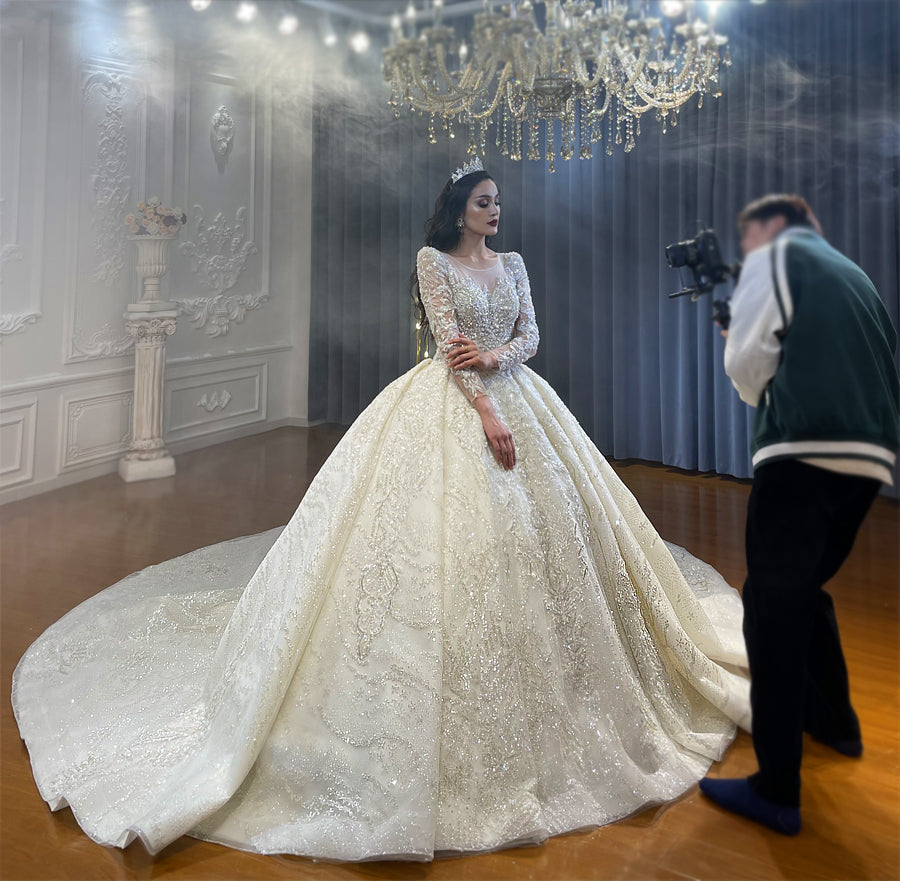 High Quality Lace long sleeves Bridal Wedding Ball Gown Dress - Image 3