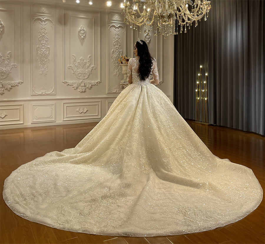 High Quality Lace long sleeves Bridal Wedding Ball Gown Dress - Image 4