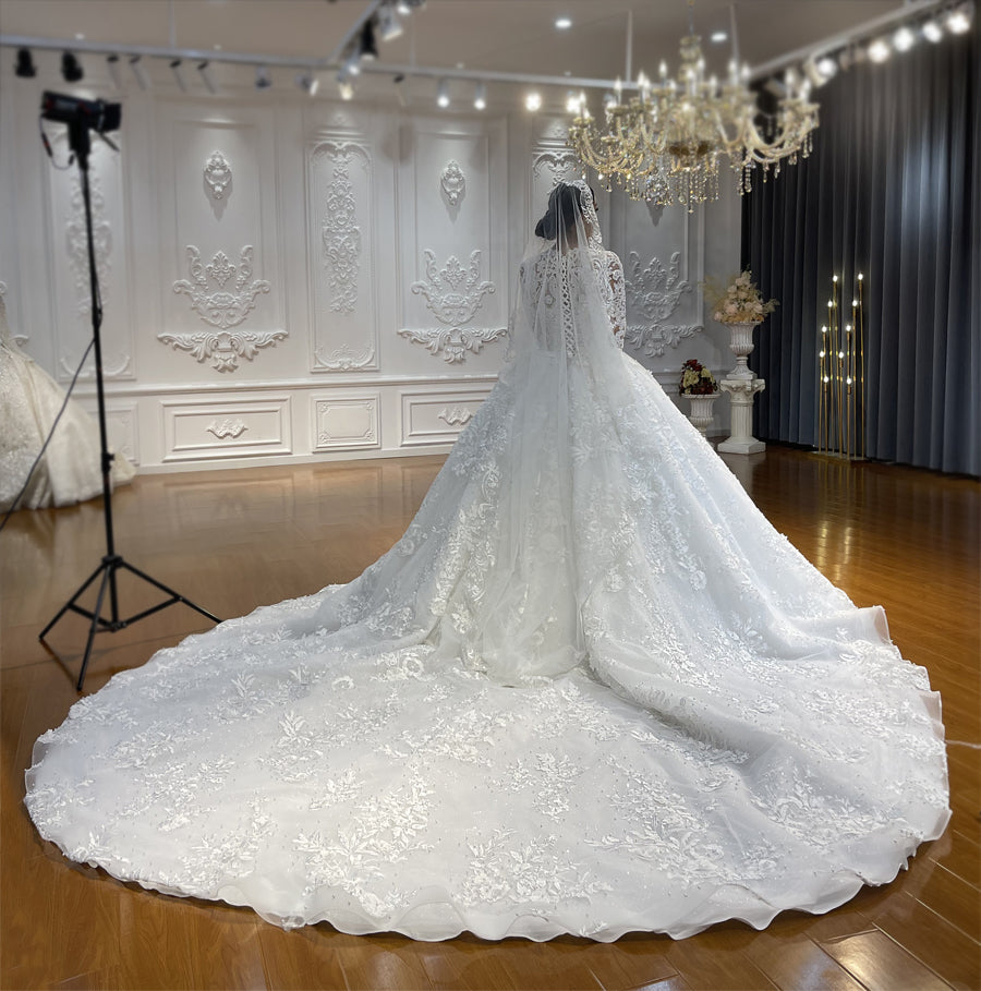 Luxury High Quality Lace long sleeves Bridal Wedding Ball Gown Dress - Image 4