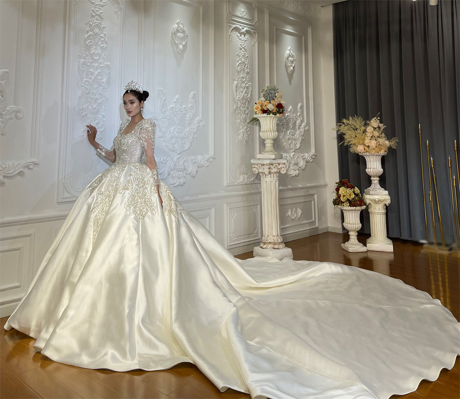 High Quality Lace long sleeves Bridal Wedding Ball Gown Dresses - Image 3