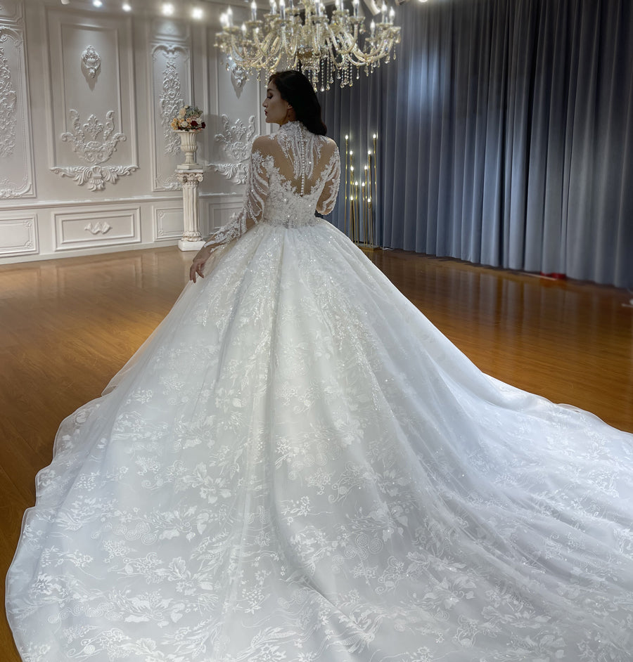 High Quality Lace long sleeves Bridal Wedding Ball Gown Dresses - Image 2