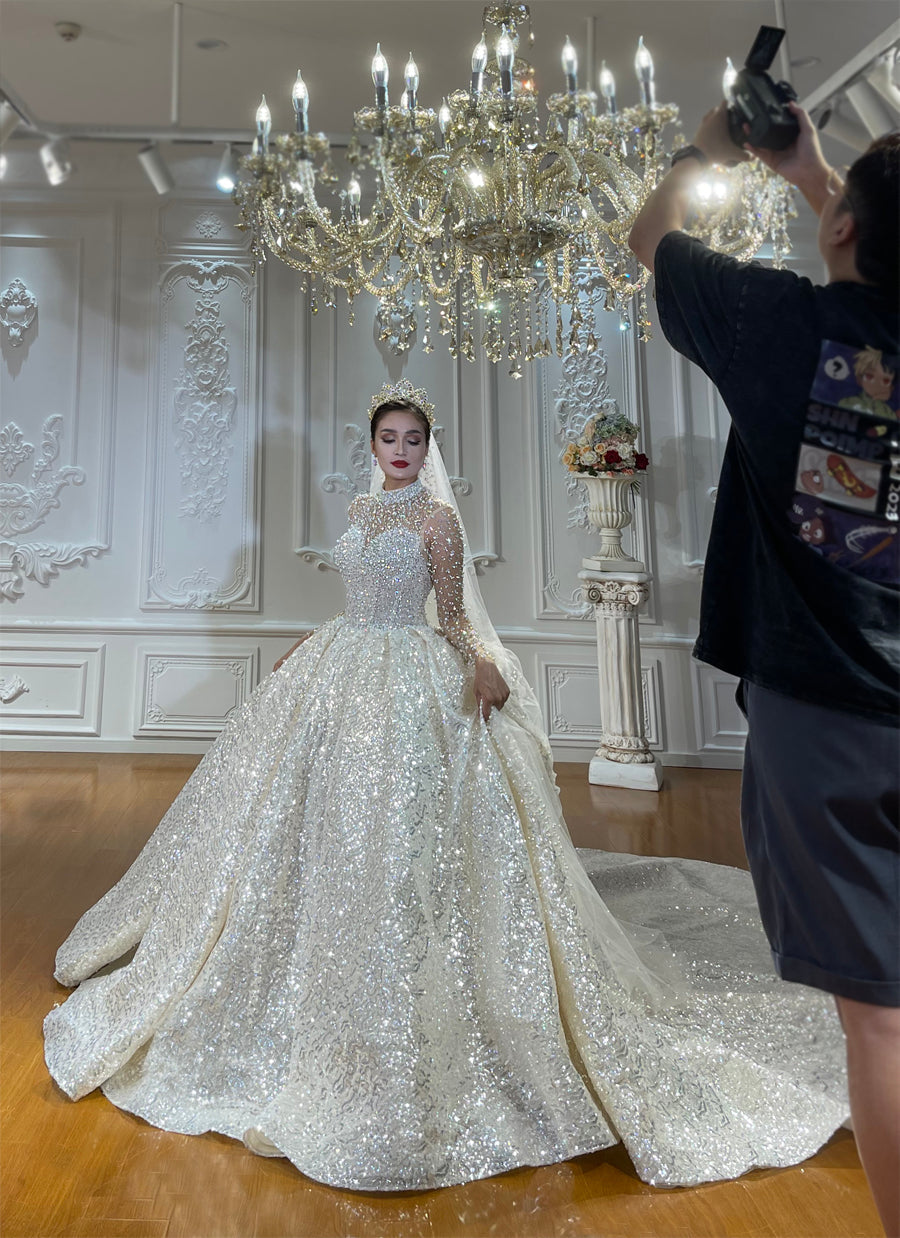 High Quality Lace long sleeves Bridal Wedding Ball Gown Dresses - Image 2