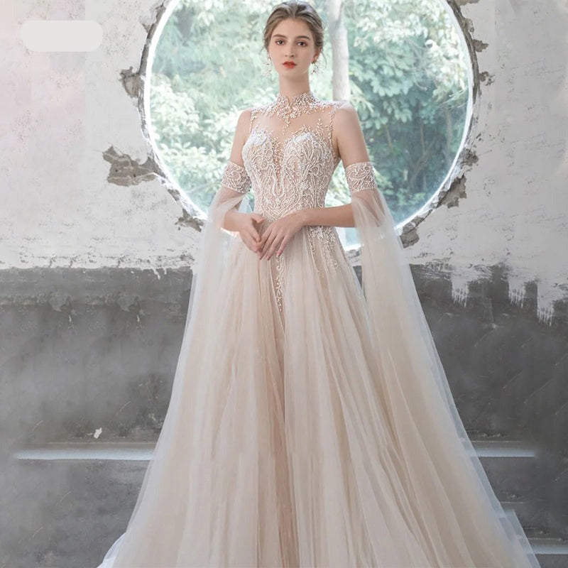 Women Fashion Elegant Lace Applique A Line Wedding Dress