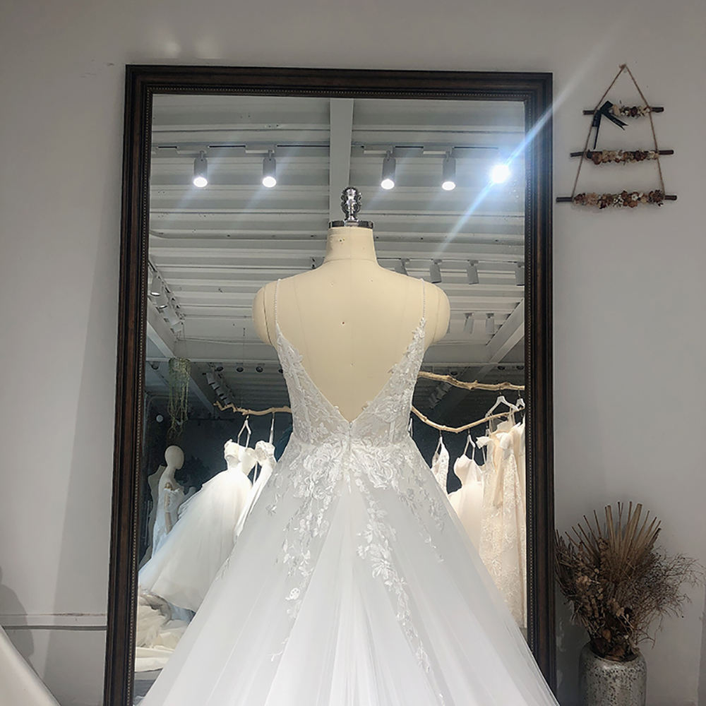 Modern White Spaghetti Strap Chapel Train V-neck Appliques Wedding Dress - Image 5