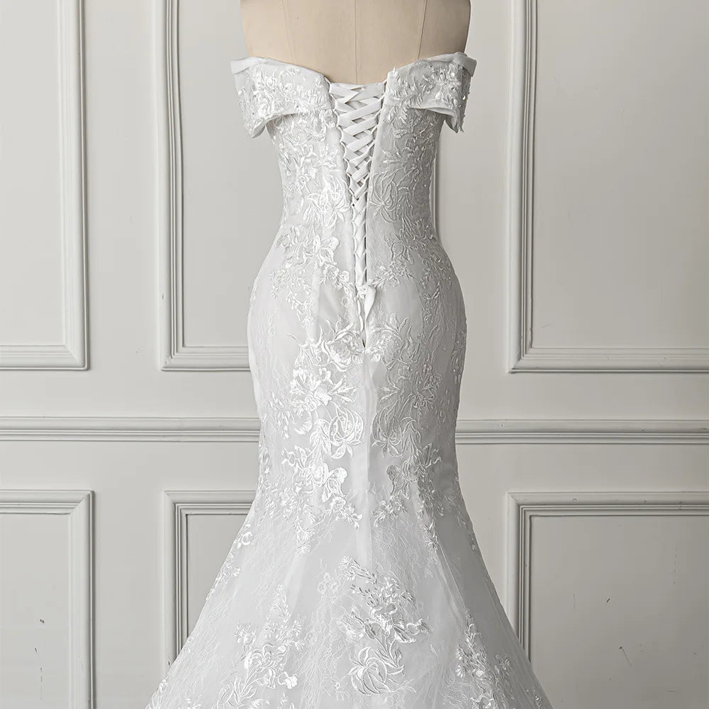 Elegant Lace Sweetheart Bridal Women's Wedding Gowns Dresses With Tail - Image 5