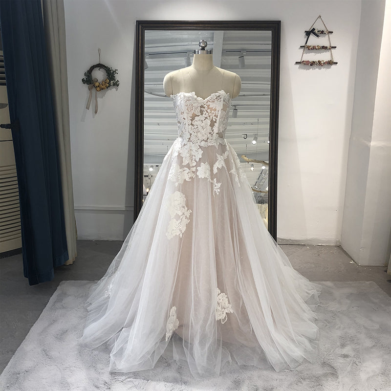 The Latest Design Tube Top Tulle Lace Embroidered Light Prom Dresses