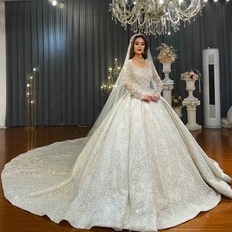 High Quality Ladies Wedding Dress Luxury White Long Sleeve Square Neck Beaded Bridal Dress