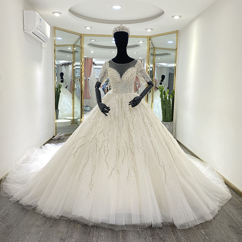 Lace Backless Short Sleeve Bridal Wedding Gowns