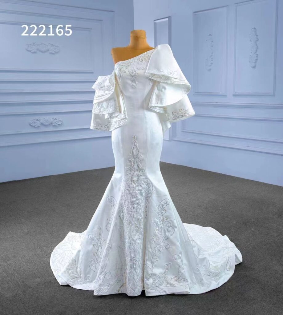 New Design One Shoulder Draped Mermaid Wedding Dress Applique Embroidery Trailing Wedding Dress