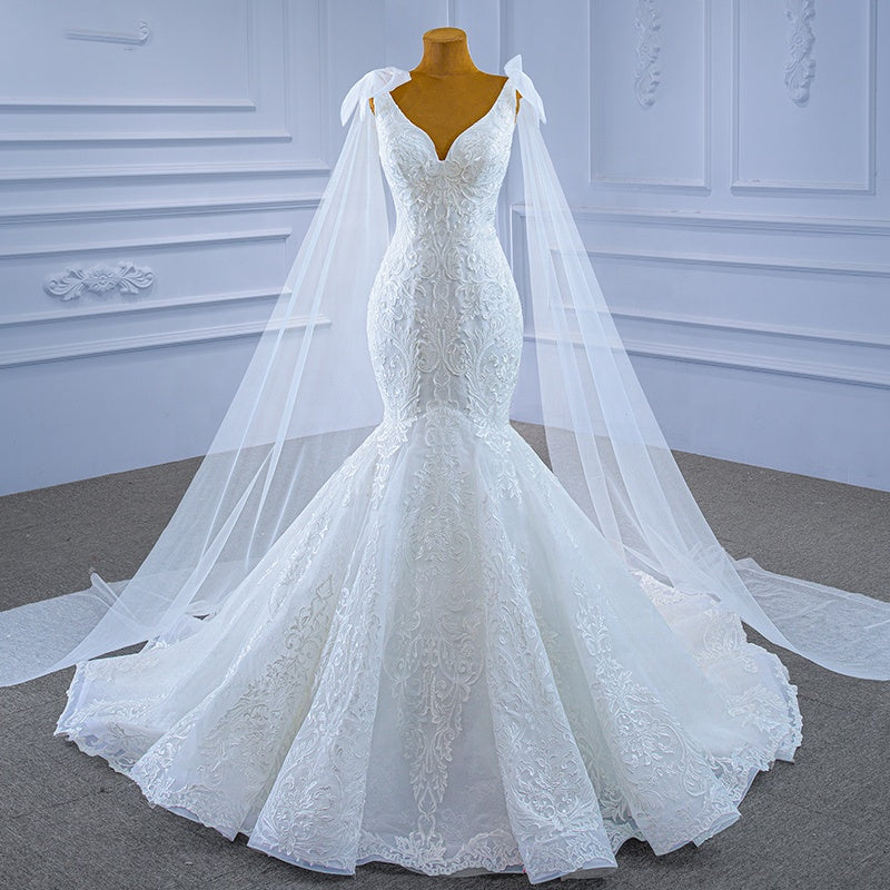 Design Women Elegant Lace Mermaid Wedding Dress