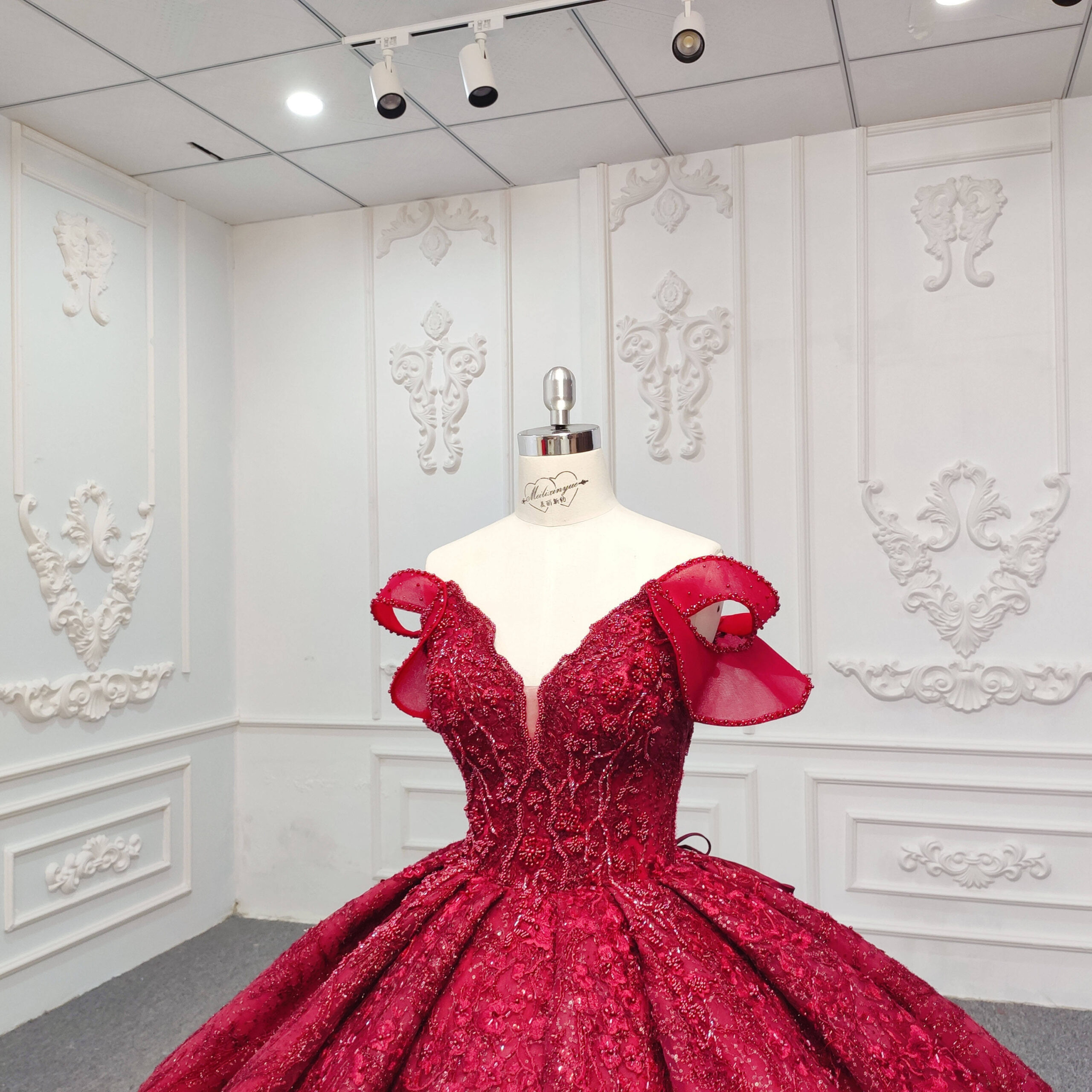 Red Lace-up Elegant Beaded Formal Ball Gown Evening Dresses - Image 2
