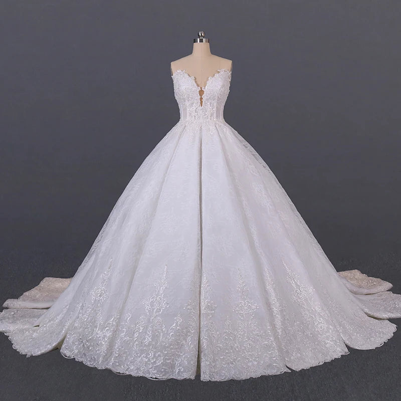 Luxury V-Neckline Ball Gown Wedding Dress Stunning Lace Of Chapel Train Wedding Gown