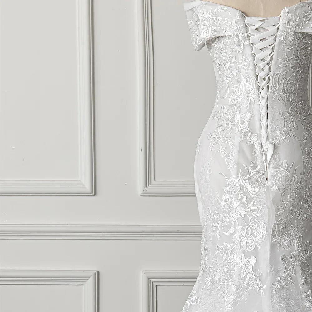 Elegant Lace Sweetheart Bridal Women's Wedding Gowns Dresses With Tail - Image 7