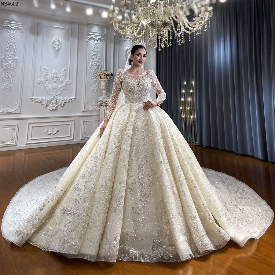 Luxury Princess Wedding Dress Long Sleeve Beaded Pearl Ball Gown Big Train Bridal Gown