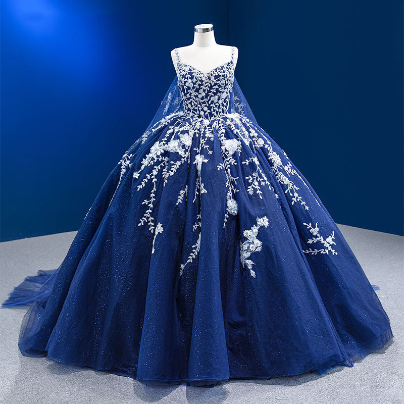 Bridal Dress With Sleeveless Embroider And Applique Party Gown