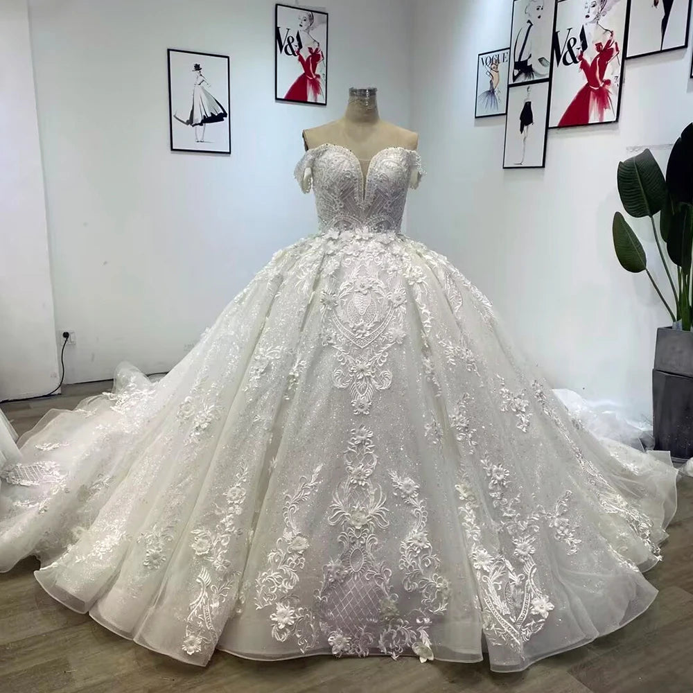 New Hot-Selling High Quality Off-Shoulder Bohemian Style Lace Decoration Luxury Bride Wedding Dress
