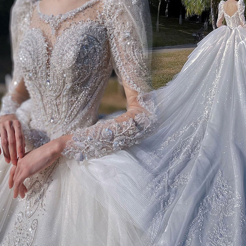 Beautiful French Long Sleeve Lace Bridal Trailing Wedding Dress - Image 3