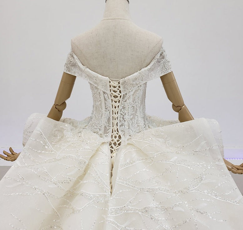 Custom Hand Made Lace Beading New Design Wedding Dress - Image 8