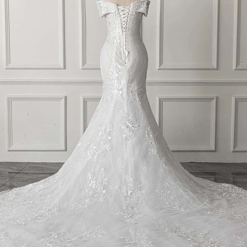 Elegant Lace Sweetheart Bridal Women's Wedding Gowns Dresses With Tail - Image 3