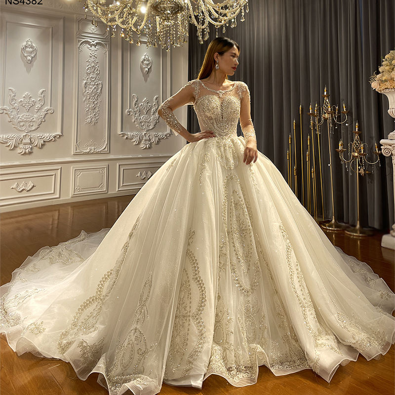 Embroidery Lace Luxury Ball Gown Crystal Dress Wedding