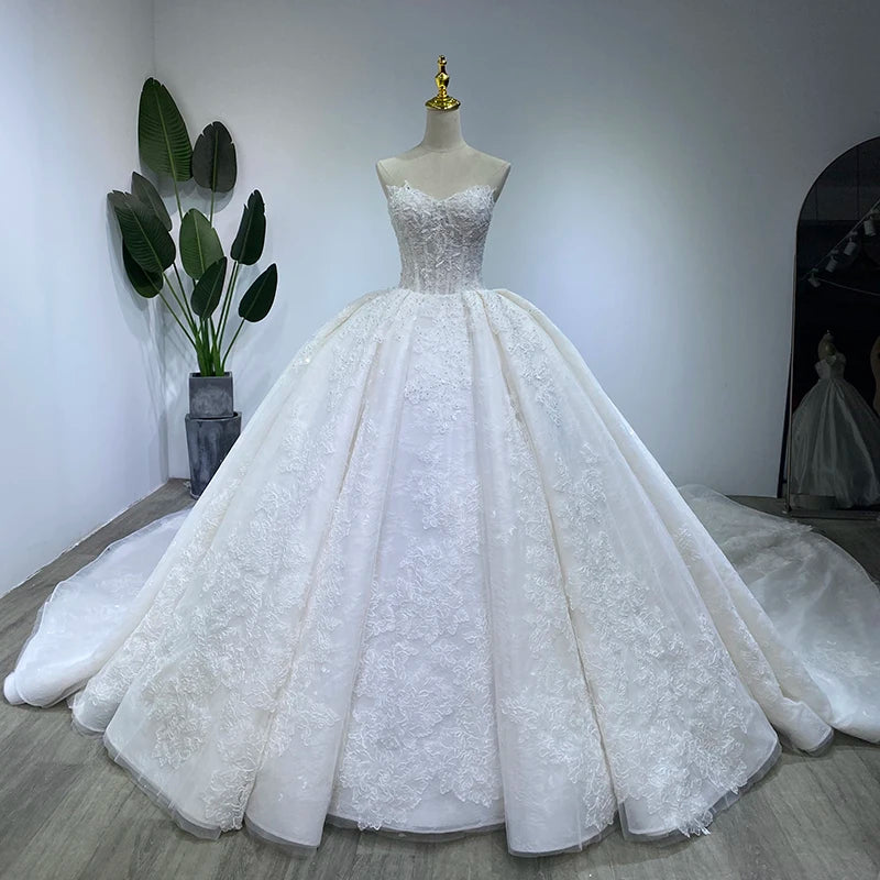 Luxury Beading Wedding Dress Lace Sweetheart Sparkling Princess Lace Embroidery Ball Gown