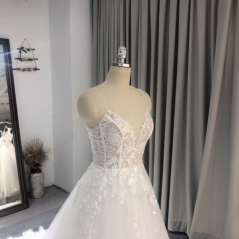 Modern White Spaghetti Strap Chapel Train V-neck Appliques Wedding Dress - Image 2