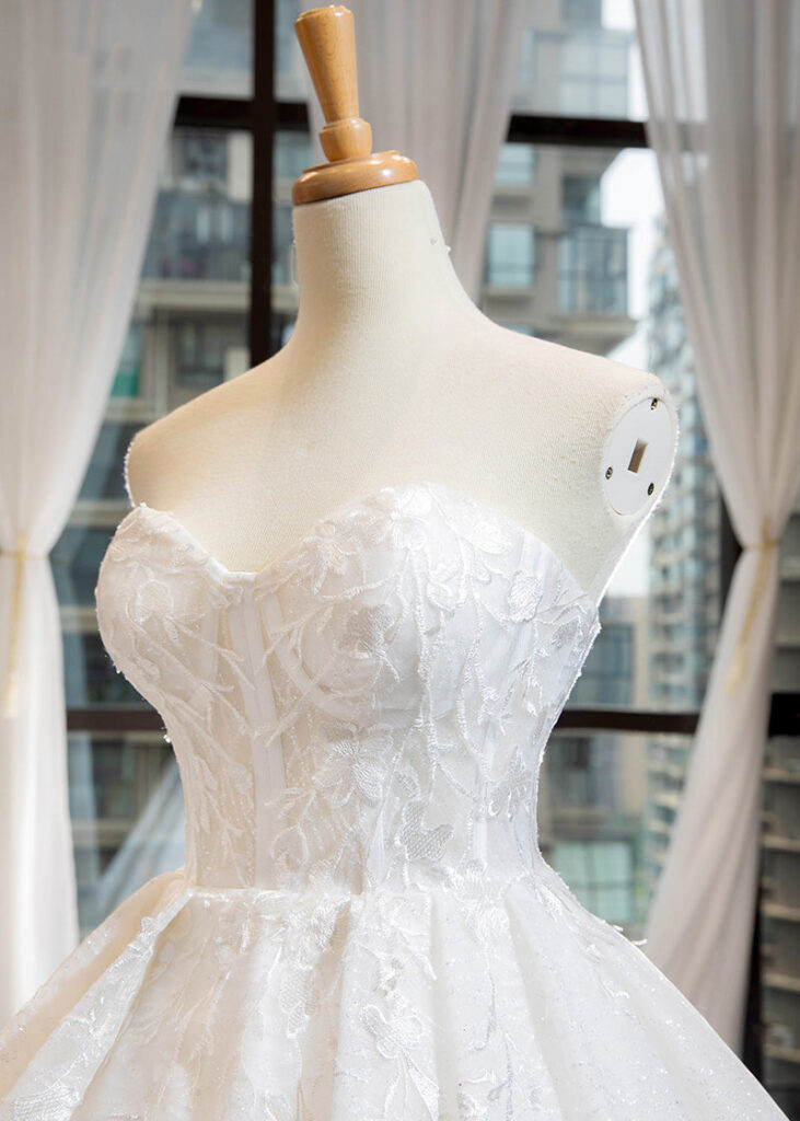 sweetheart luxury long wedding dress plus size princess wedding dress