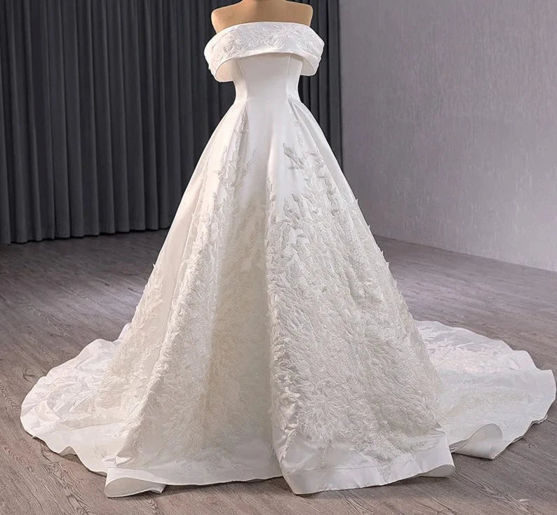 Off The Shoulder Satin Ball Gown Wedding Dress Vintage Sleeveless Sexy Bridal Gown