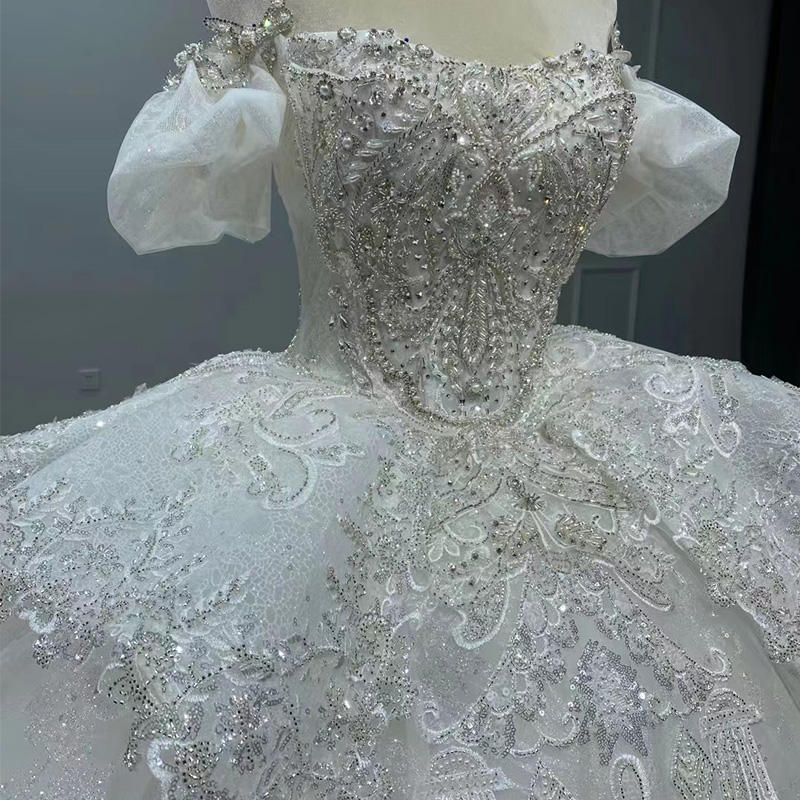 Pretty dress Lace Unique Design Handmade Fashion Sexy wedding dress - Image 4
