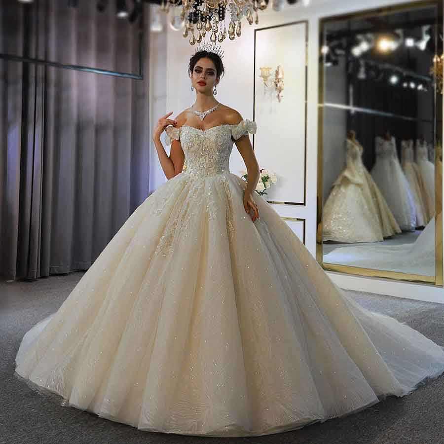 Princess Short Sleeve Beautiful Lace Wedding Dress