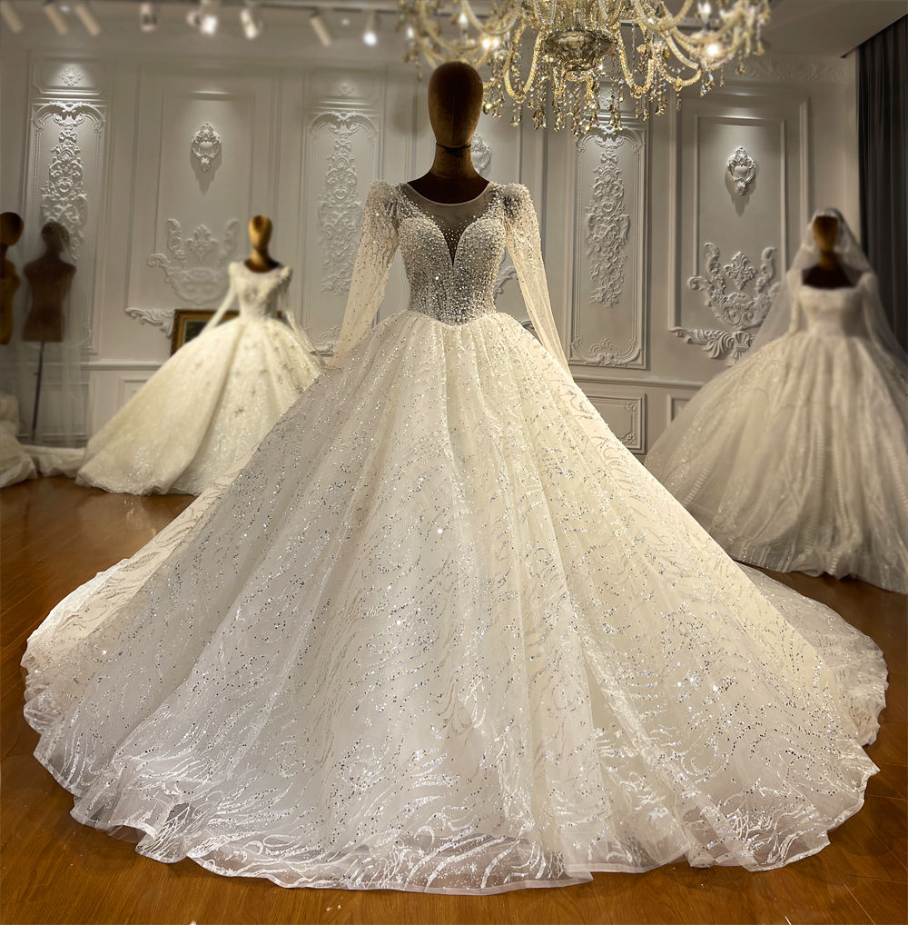 2022 Luxury Long Sleeves Beaded Lace Fabric White Bridal Wedding Dress