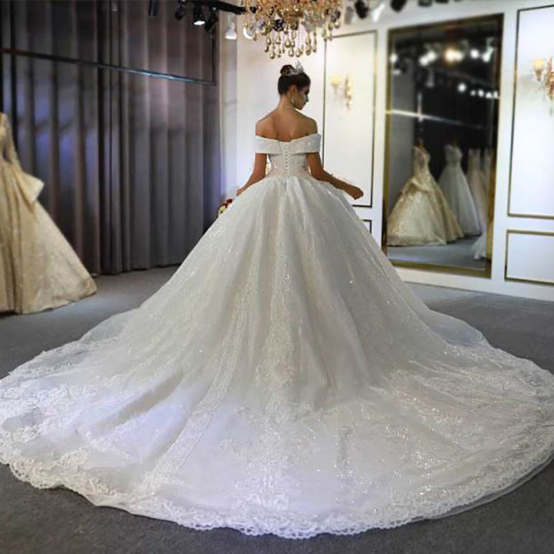 2022 New Elegant Bridal Wedding Dress Lace One Shoulder Embroidered White Princess Wedding Dress - Image 4