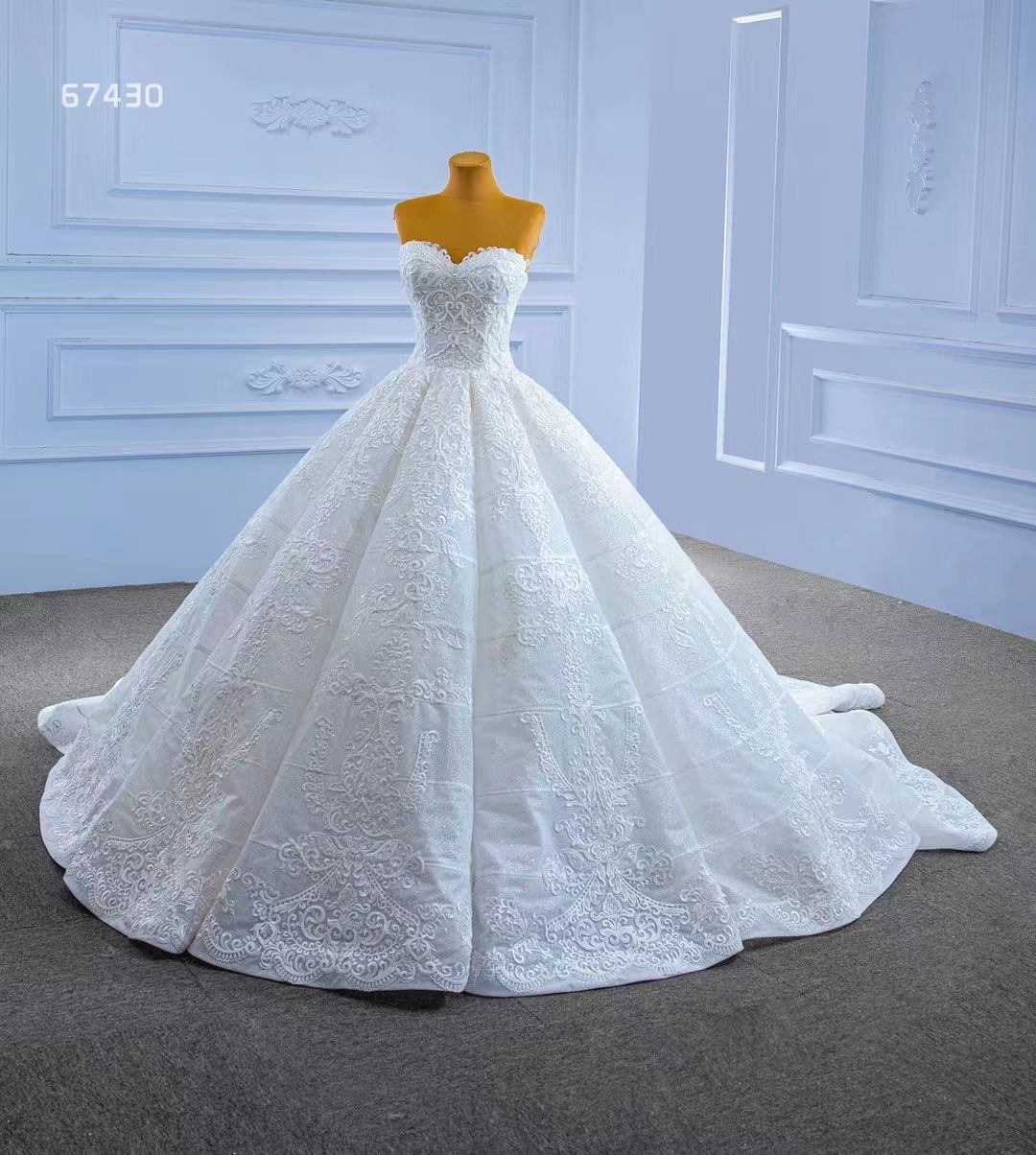Luxury Lace Embroidered Ball Gown For Women Sleeveless Wedding Dress - Image 2