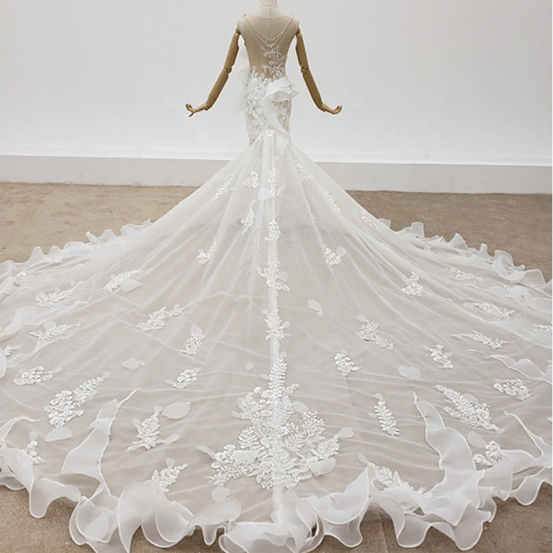 Beading Mermaid Wedding Dress With Pattern And Ruffles - Image 4
