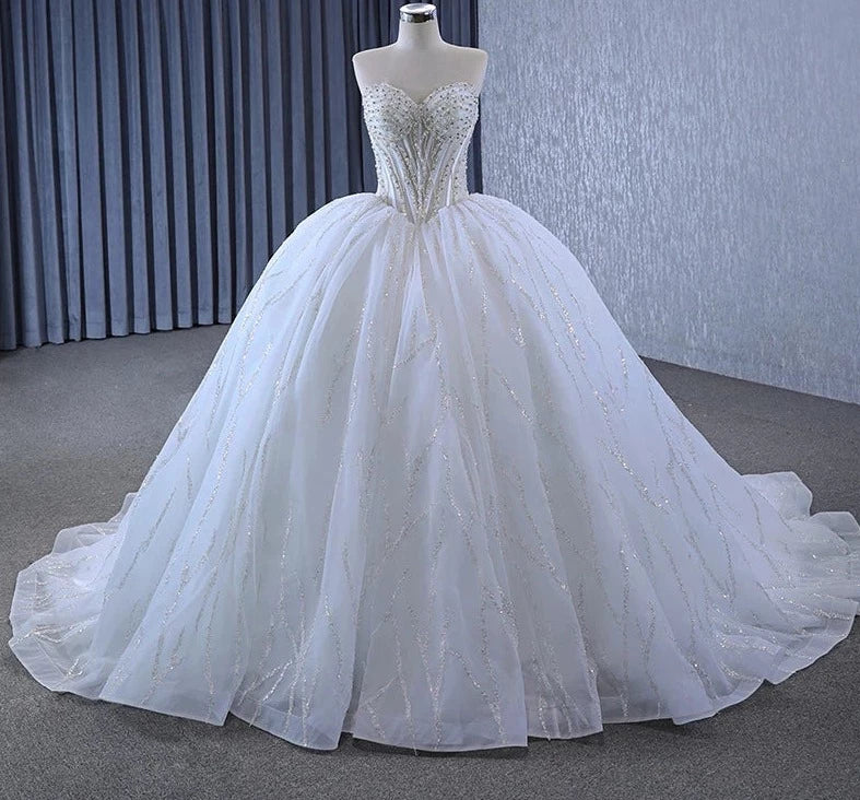 High-end Ball Gown Corset Wedding Dresses 2024 White Organza Beading Glitter Pearl Chapel Train Sweetheart Sleeveless