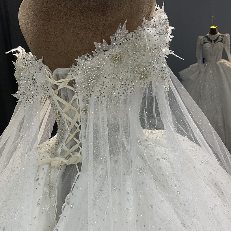 Beautiful Bling Luxury Off Shoulder Bridal Sweetheart wedding Gowns Dresses - Image 7