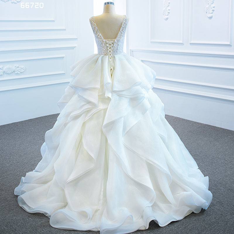 luxury wedding dresses white saree ruffled organza wedding dress - Image 5