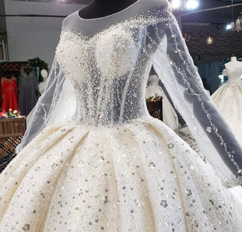 Elegant Long Sleeve Beading Crystal Ball Gown Luxury Wedding Dress - Image 6