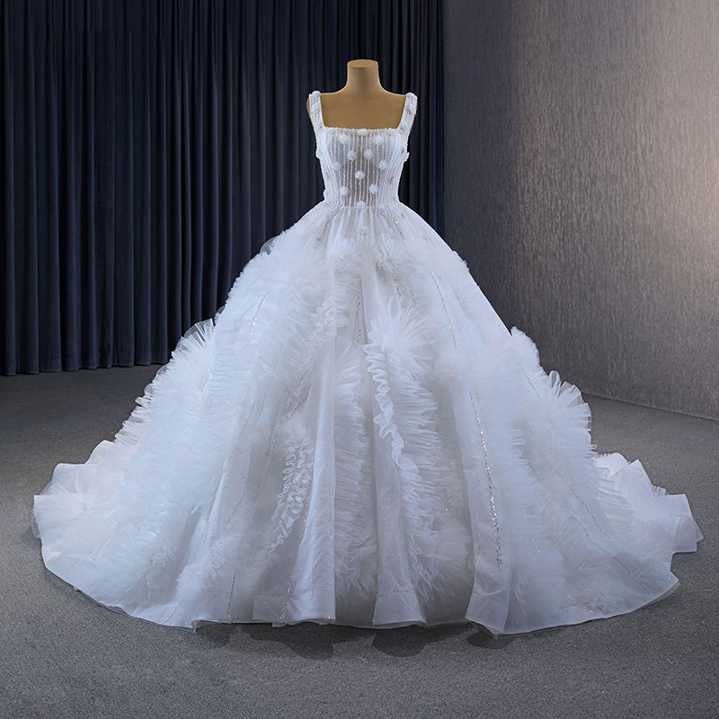 Modern Square Collar Lace Sleeveless Party Wedding Dress For Women