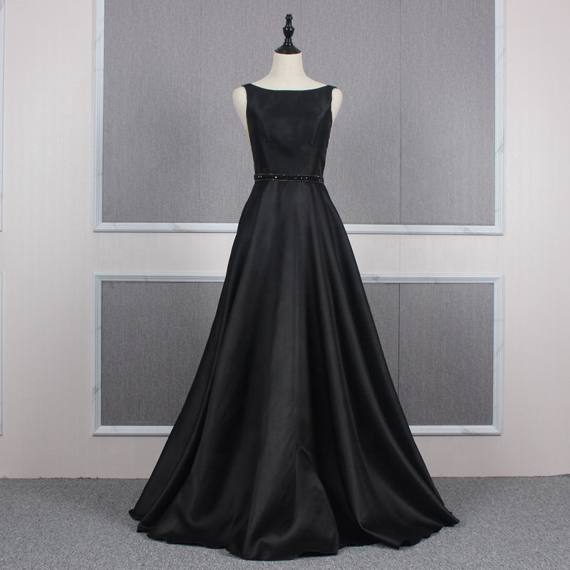 Ladies New Elegant And Simple Black Sleeveless Black Evening Dress