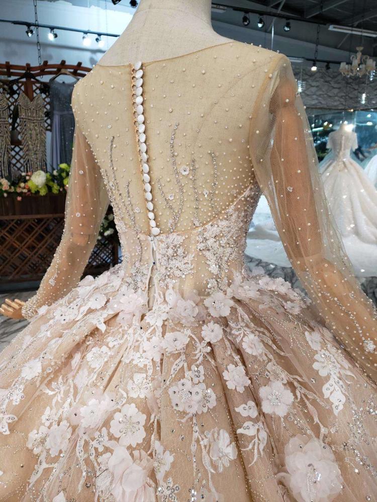 beautiful long sleeves 3d flower applique elegant lady's wedding dress - Image 3