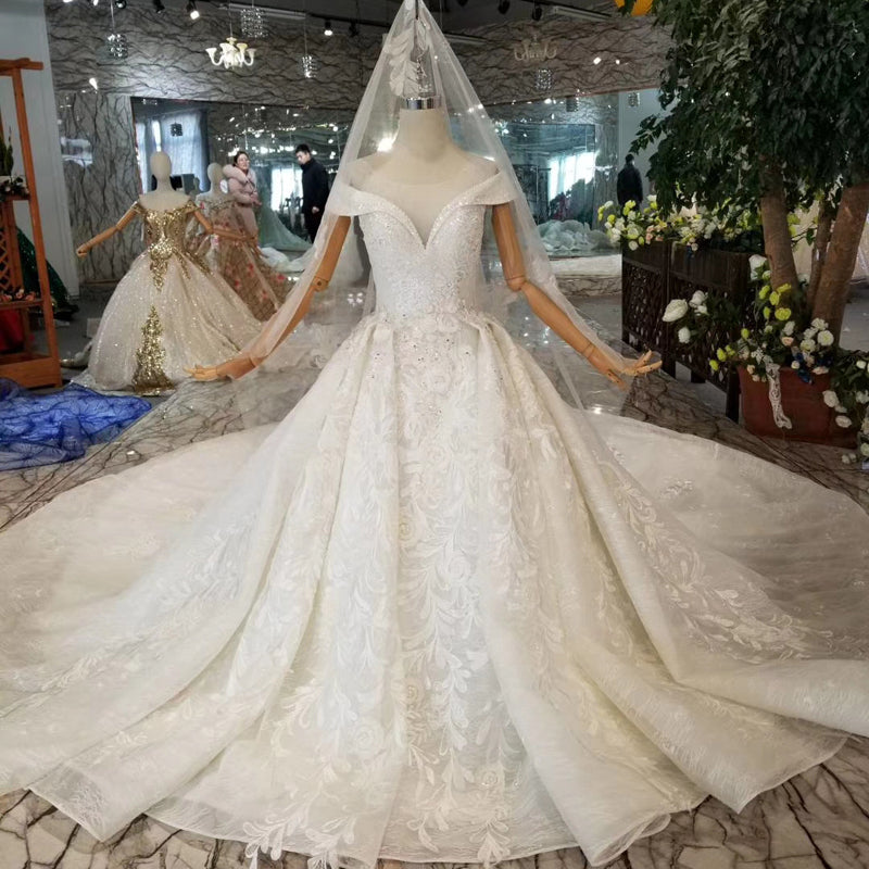 wedding dress short sleeves ball gowns with long veil - Image 3