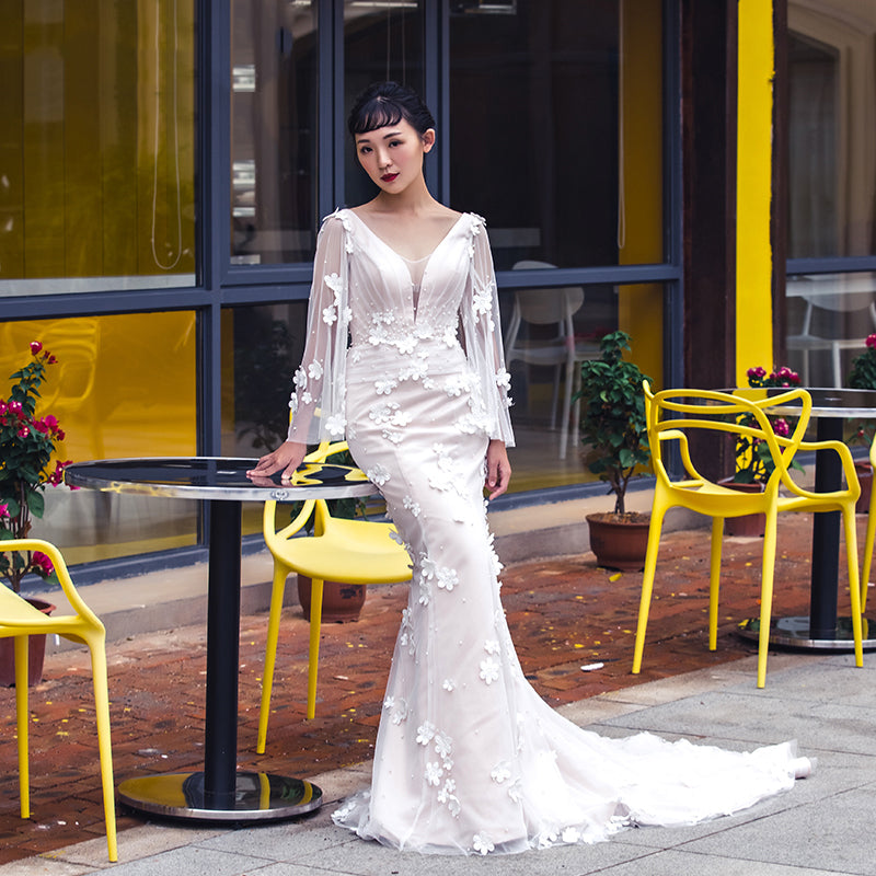 real v neck long sleeves 3D flower romantic mermaid vintage wedding dress - Image 2