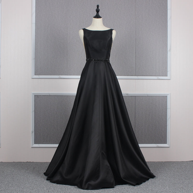 Ladies New Elegant And Simple Black Sleeveless Black Evening Dress - Image 3