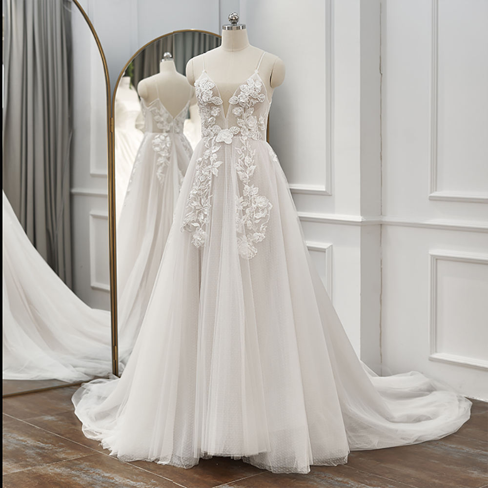 Princess Spaghetti Strap Appliques Flower Zipper Wedding Gown