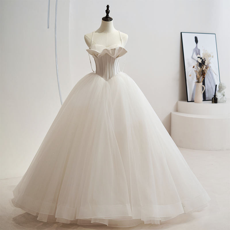 Stylish Spaghetti Strap Sweetheart Lace Up Ball Gown Beading Wedding Dress